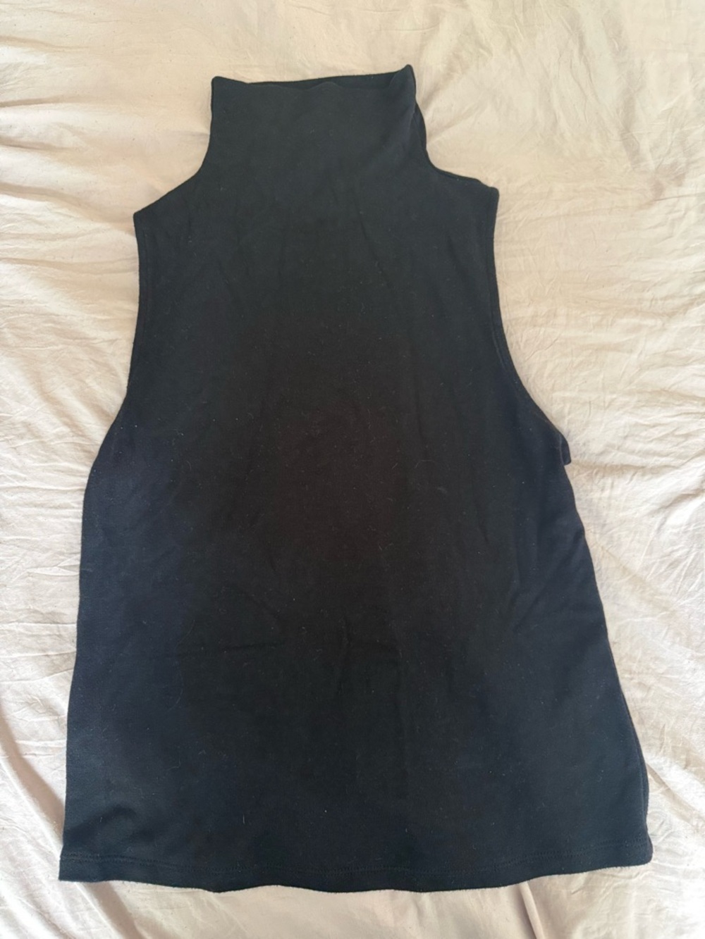 Banana Republic Factory black sleeveless mock neck tank top